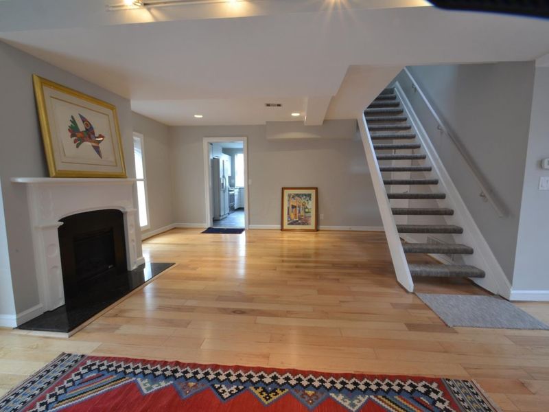 258 Jackson Street, Columbus, OH 43206 Photo 6