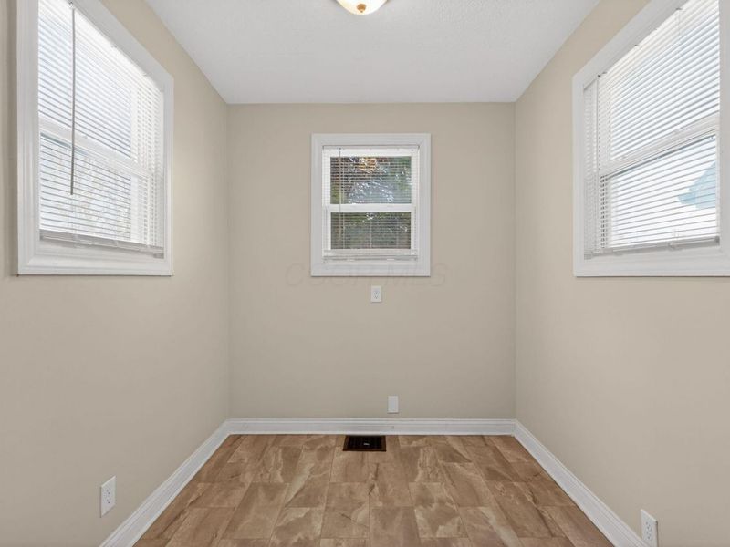 632 Hilltonia Avenue, Columbus, OH 43223 Photo 12