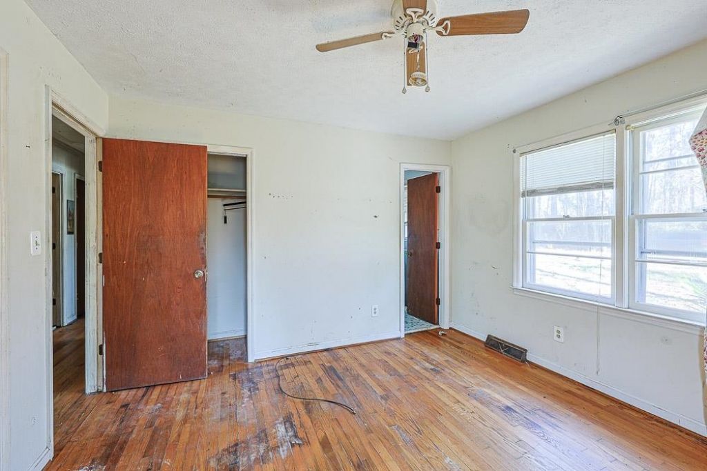 1129 9th Ave. S Photo 21