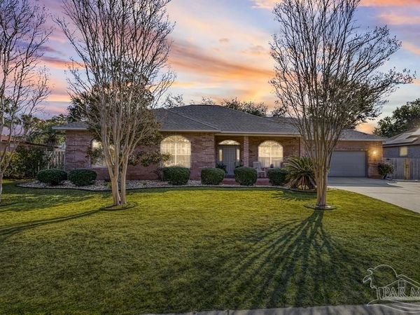 960 Vestavia Way, Gulf Breeze, FL 32563