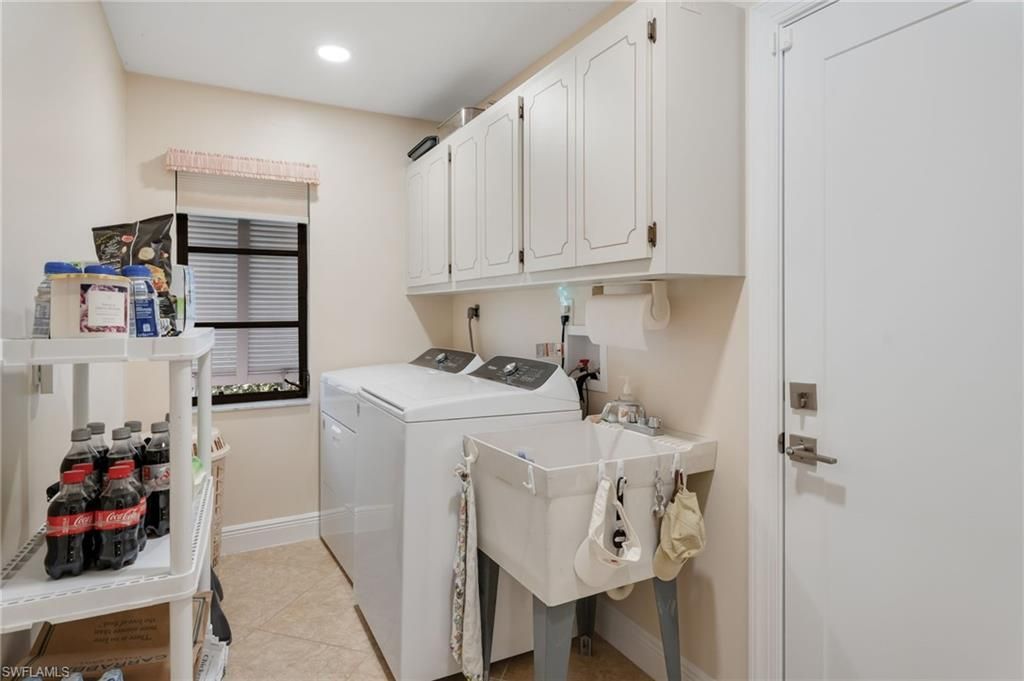 1202 SW 51st Ter, Cape Coral, FL 33914 Photo