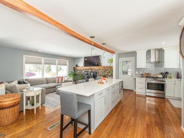 38 Fremont Ter, West Milford, NJ 07438