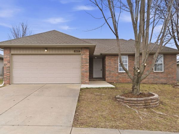 2499 W Cedar Creek Drive, Springfield, MO 65803