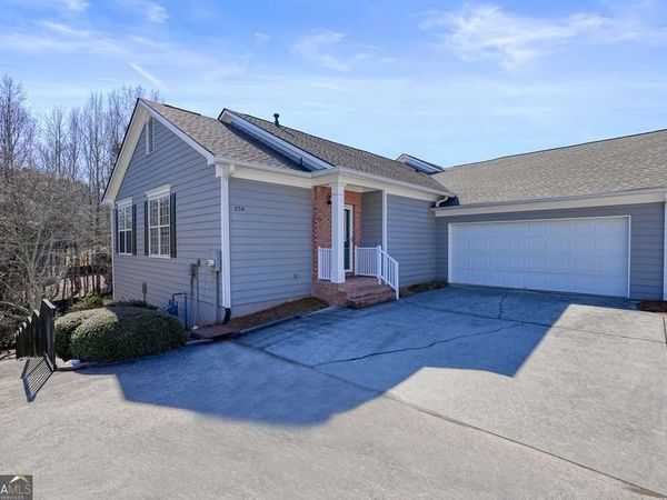 250 Camry Circle, Dallas, GA 30157