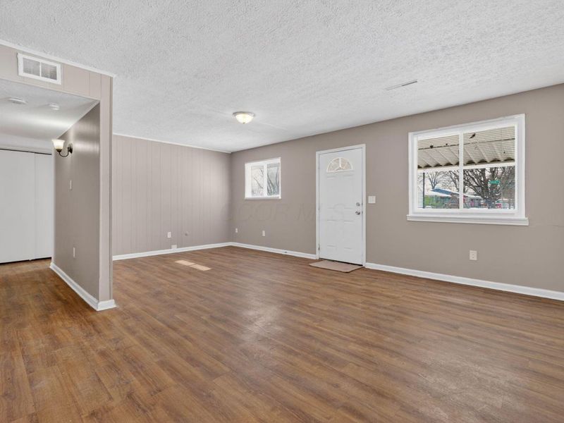 3251 Hilock Court, Columbus, OH 43207 Photo 4