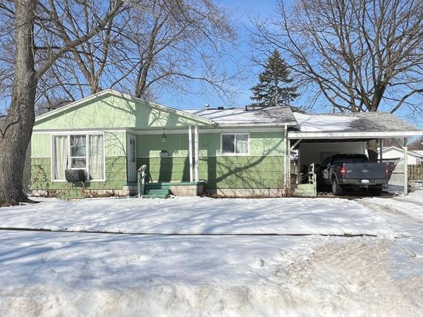 1112 Tulip Drive, Sturgis, MI 49091