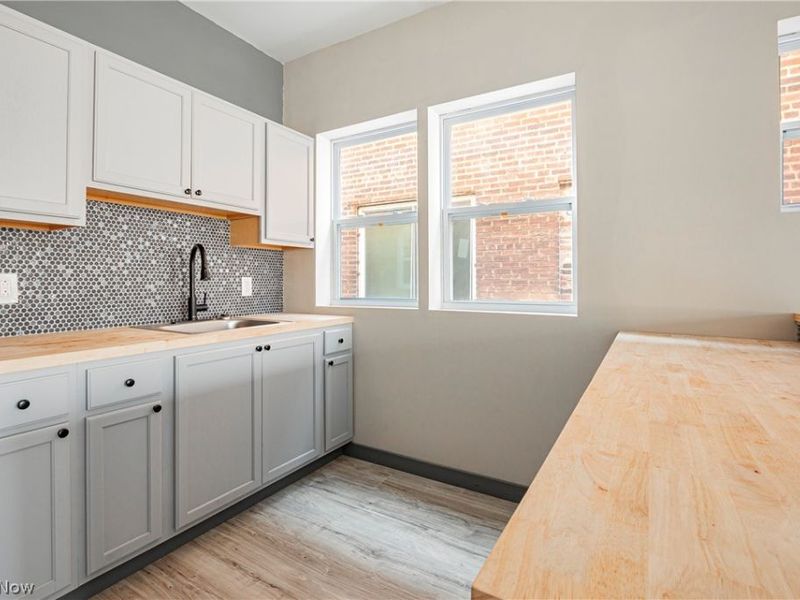 14620 Lake Shore Boulevard, Cleveland, OH 44110 Photo 10