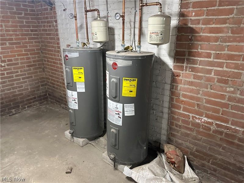 14620 Lake Shore Boulevard, Cleveland, OH 44110 Photo 19