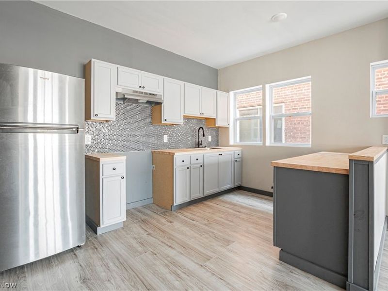 14620 Lake Shore Boulevard, Cleveland, OH 44110 Photo 5