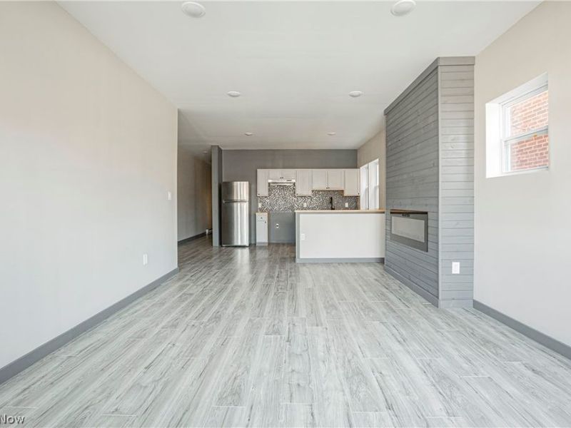 14620 Lake Shore Boulevard, Cleveland, OH 44110 Photo 8