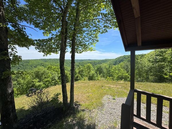55300 Maynard Ridge Ln., Crawford, TN 38554