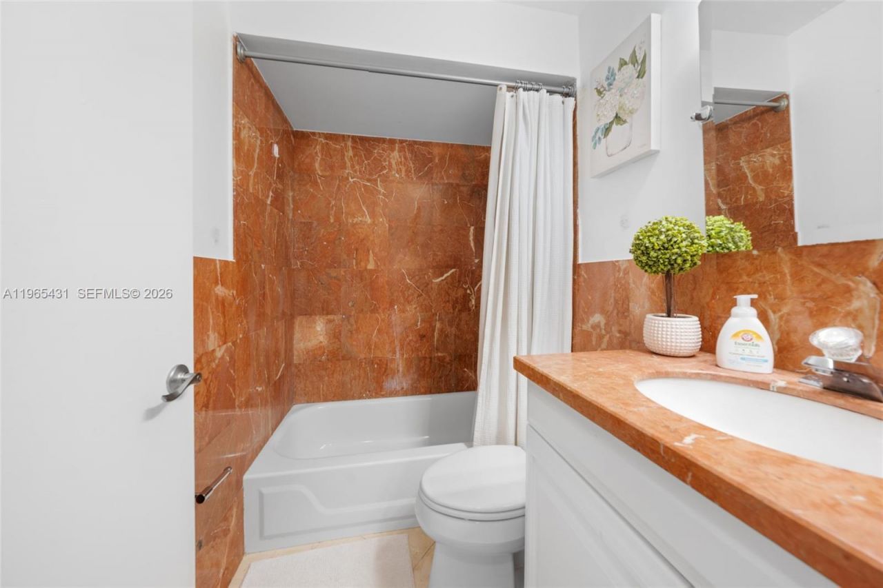 15642 SW 59th St, Miami, FL 33193 Photo