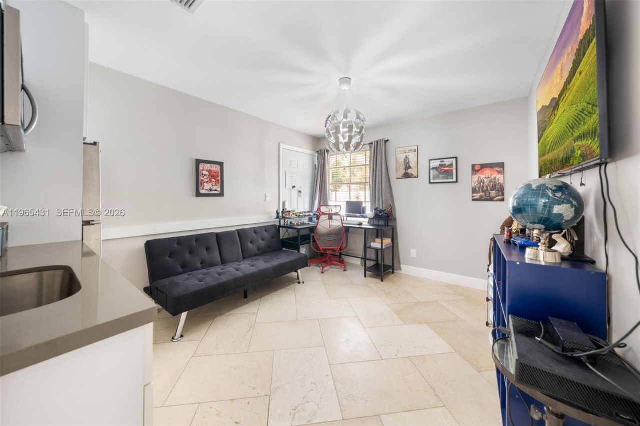 15642 SW 59th St, Miami, FL 33193 Photo