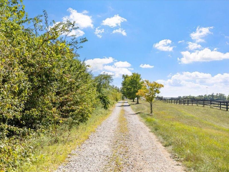 7233 National Road SE, Thornville, OH 43076 Photo 27