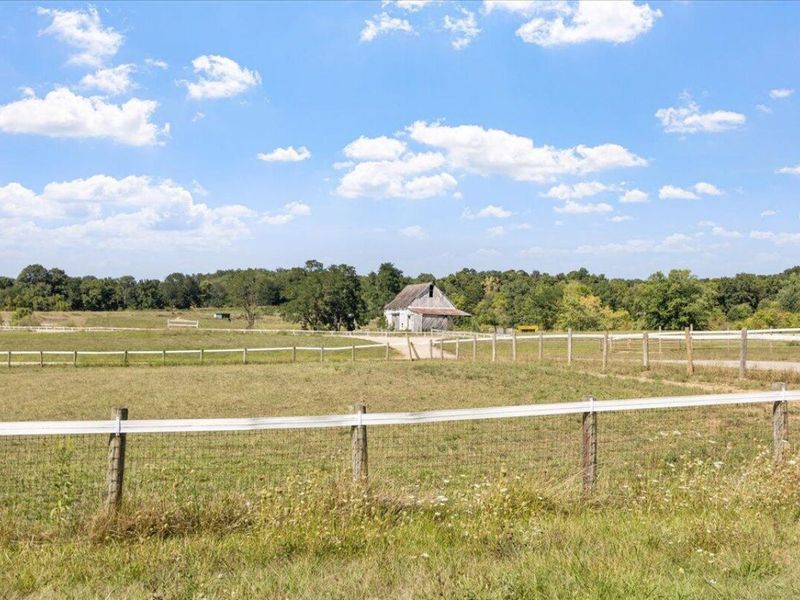 7233 National Road SE, Thornville, OH 43076 Photo 5