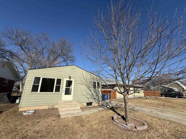 1218 E FRANKLIN, Rapid City, SD 57701
