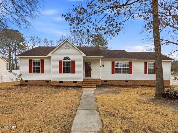 2806 Cornell Court, La Grange, NC 28551