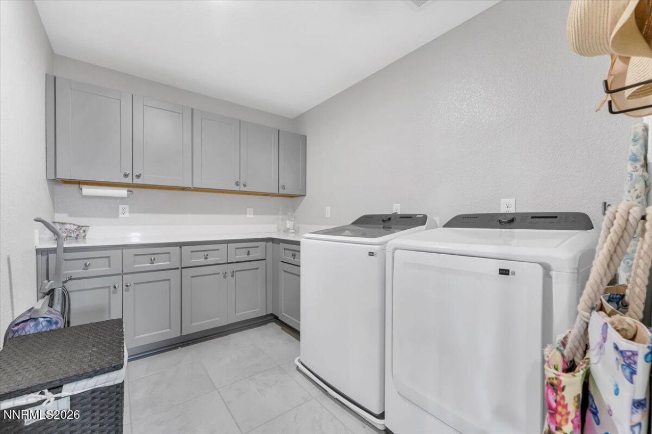 3176 Shimmer Lane, Reno, NV 89506 Photo