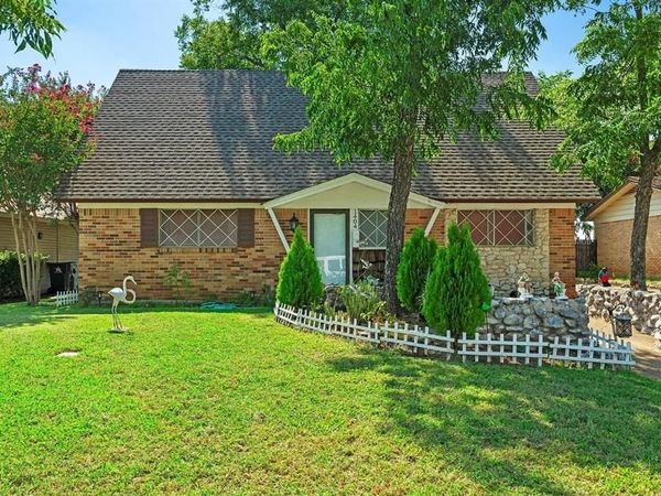 1404 Tatum Drive, Arlington, TX 76012