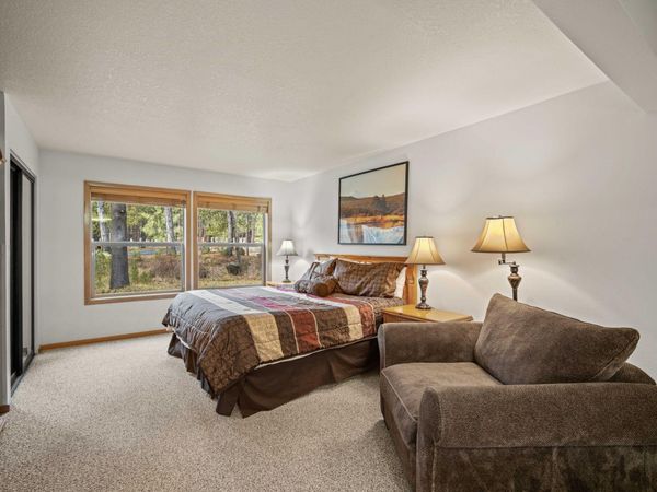 57383 Beaver Ridge Loop, Unit 35D, Sunriver, OR 97707