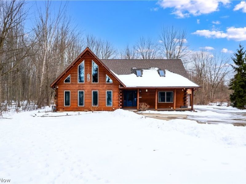 9677 Lindbergh Boulevard, Olmsted Falls, OH 44138 Photo 1