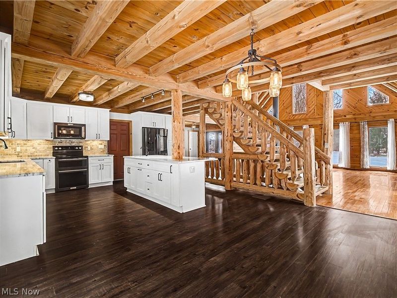 9677 Lindbergh Boulevard, Olmsted Falls, OH 44138 Photo 13