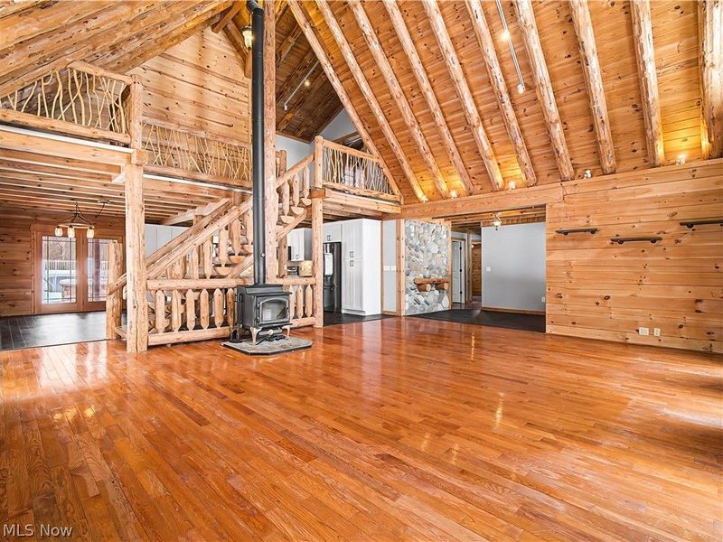 9677 Lindbergh Boulevard, Olmsted Falls, OH 44138 Photo 4