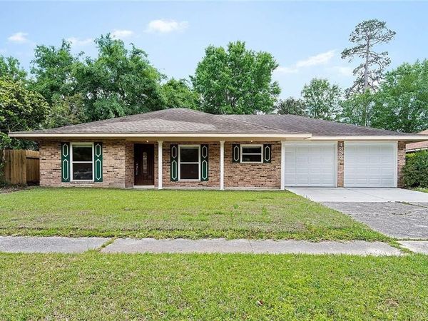 1333 CONSTITUTION Drive, Slidell, LA 70458