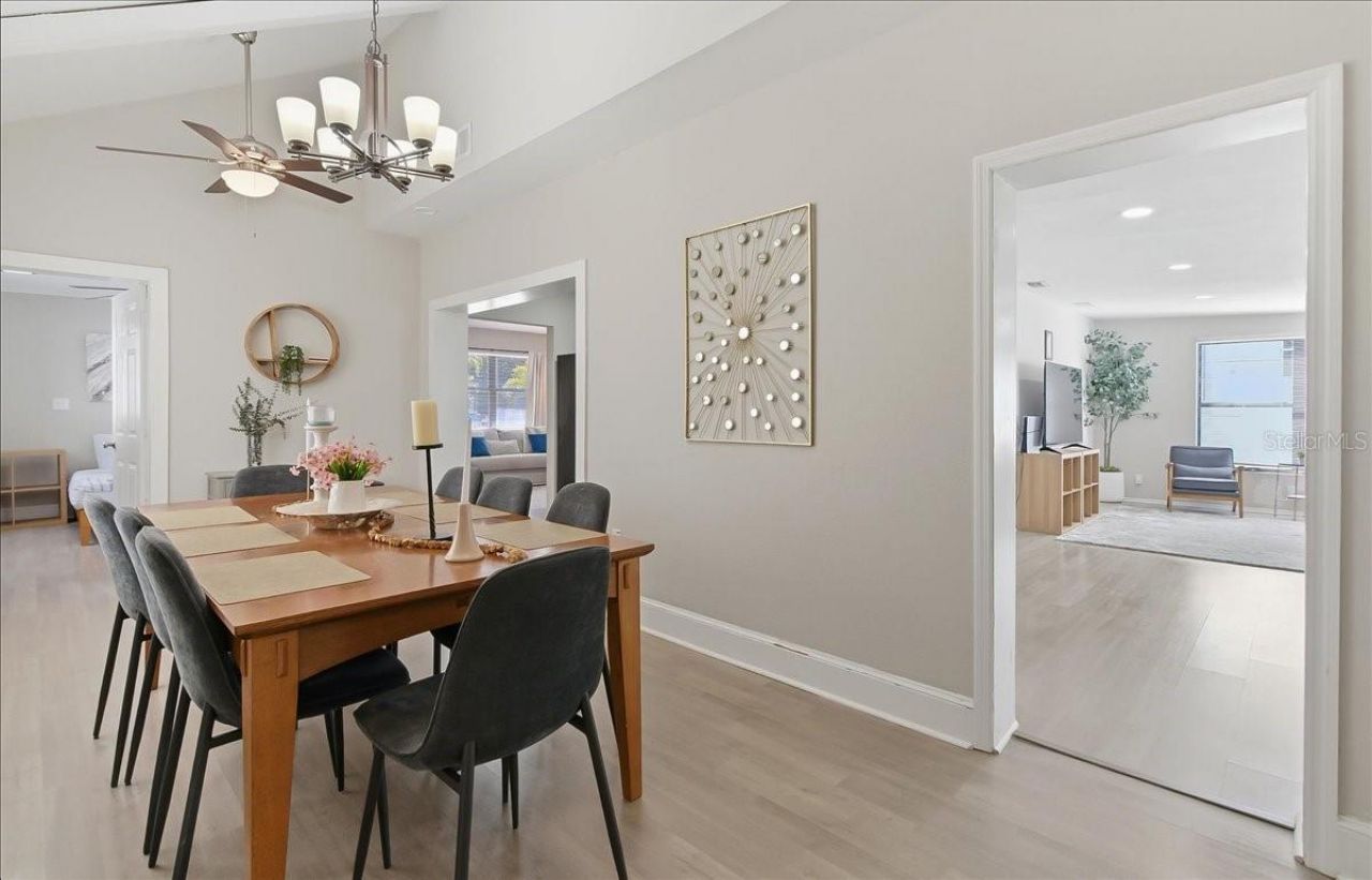 305 N Conrad Avenue, Sarasota, FL 34237 Photo