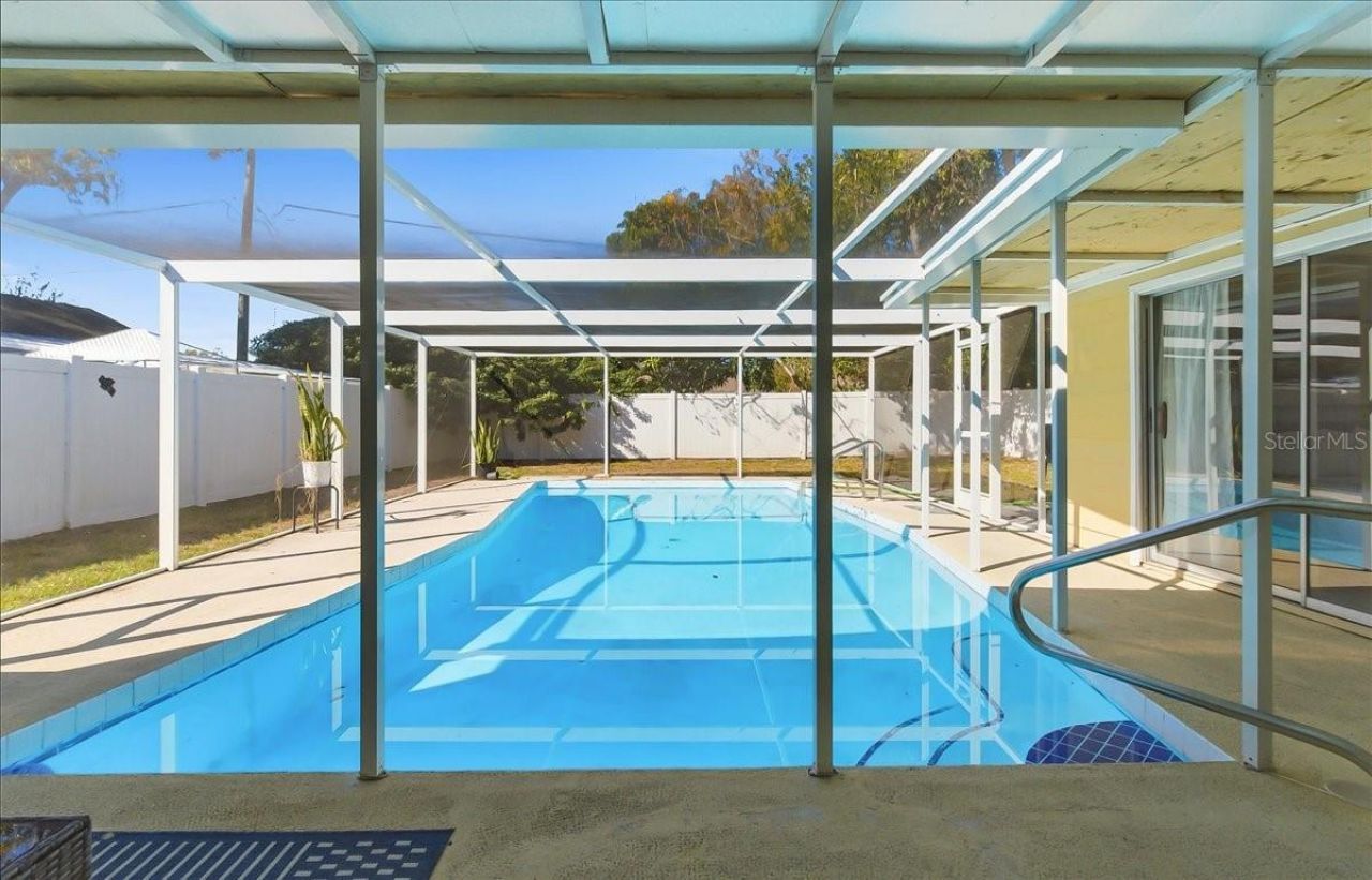 305 N Conrad Avenue, Sarasota, FL 34237 Photo