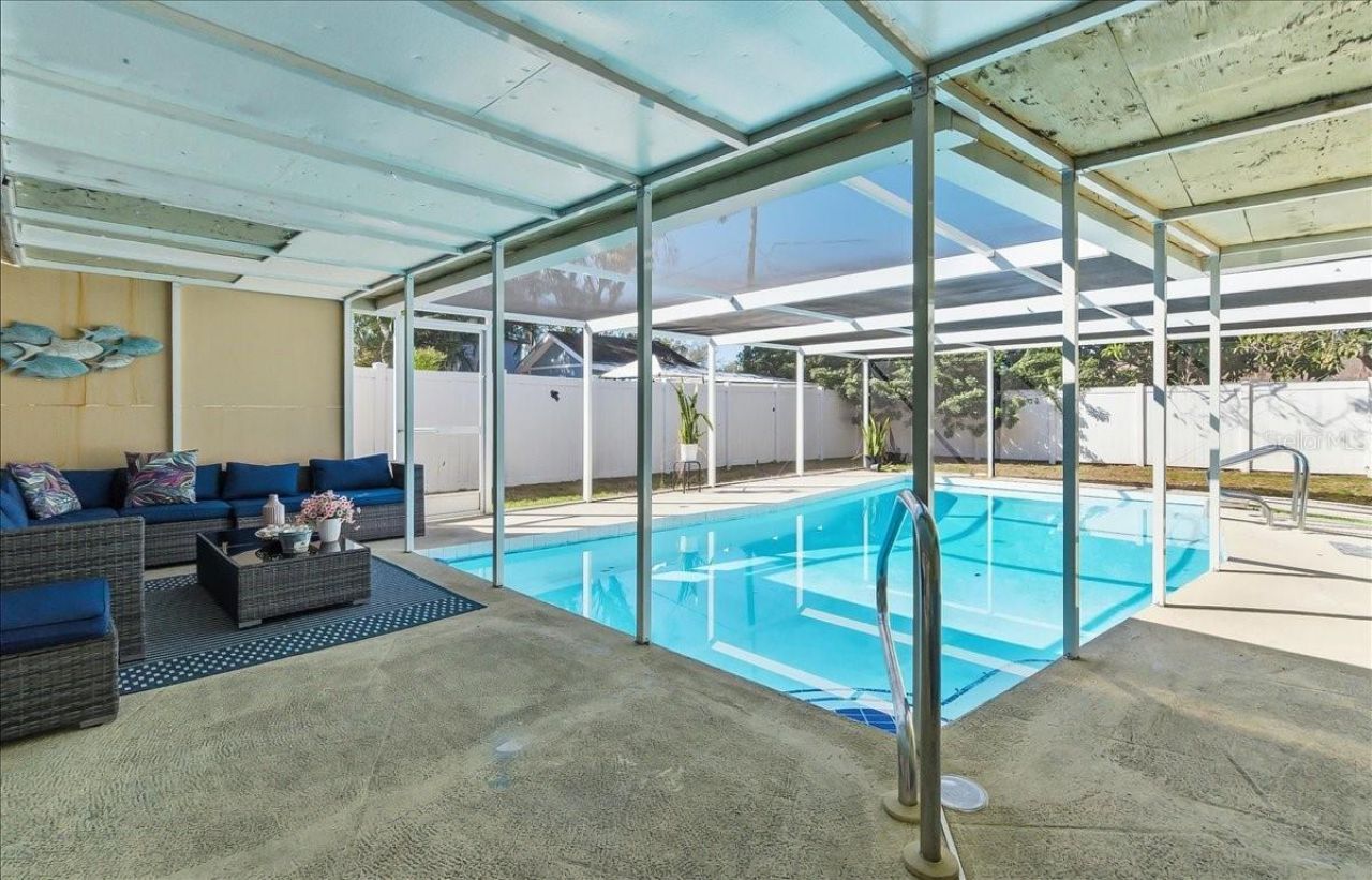 305 N Conrad Avenue, Sarasota, FL 34237 Photo