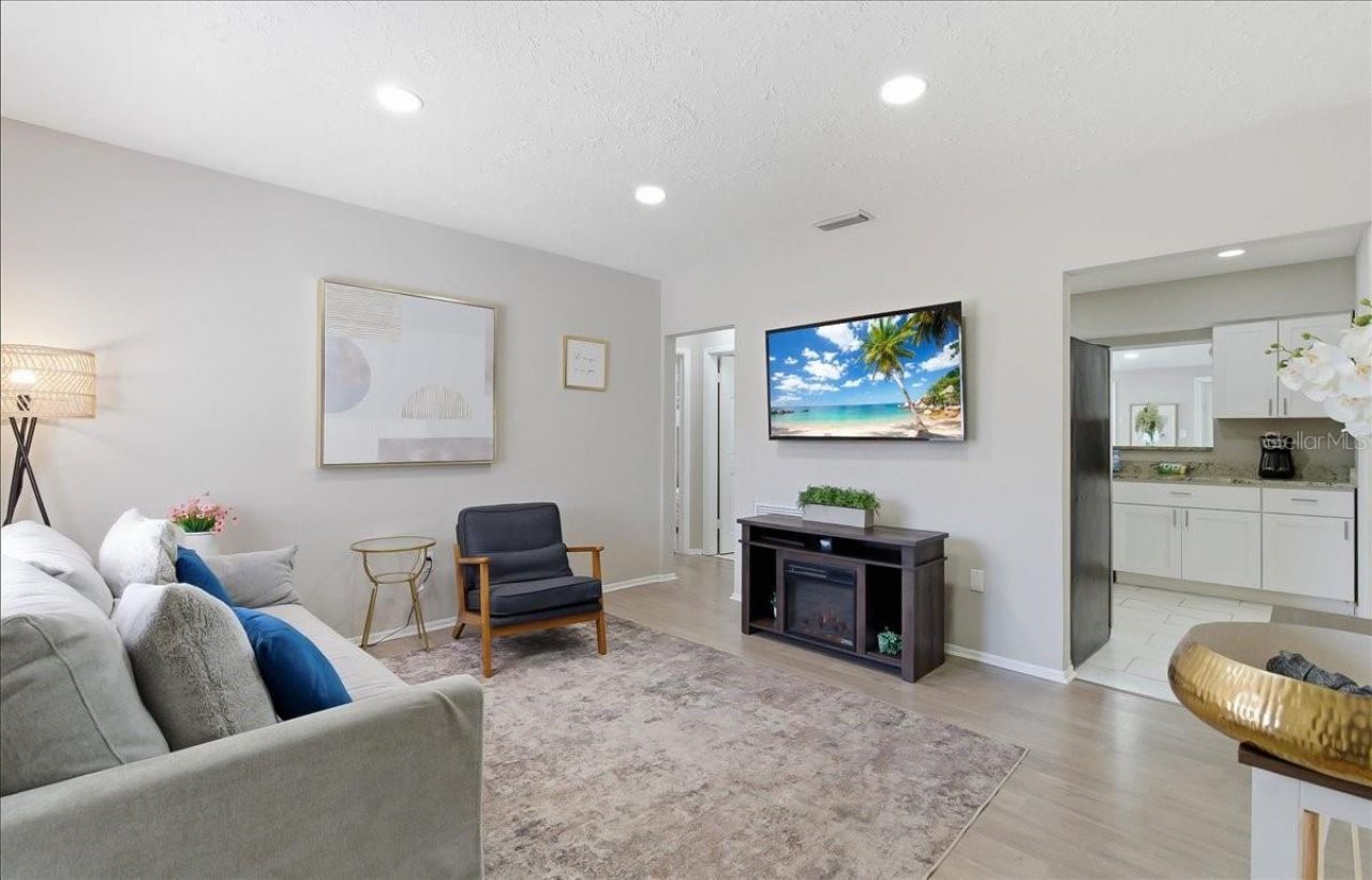 305 N Conrad Avenue, Sarasota, FL 34237 Photo