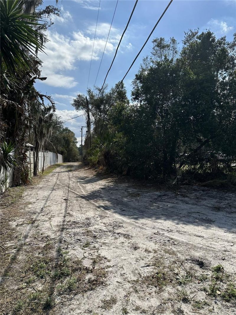 2598 Enterprise Osteen Road, Osteen, FL 32764 Photo