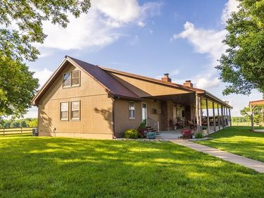 662 W 6th Street, Schell City, MO 64783