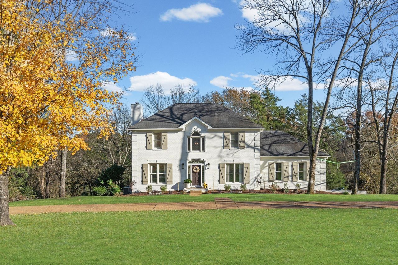 1351 Holly Hill Dr, Franklin, TN 37064 Main Photo