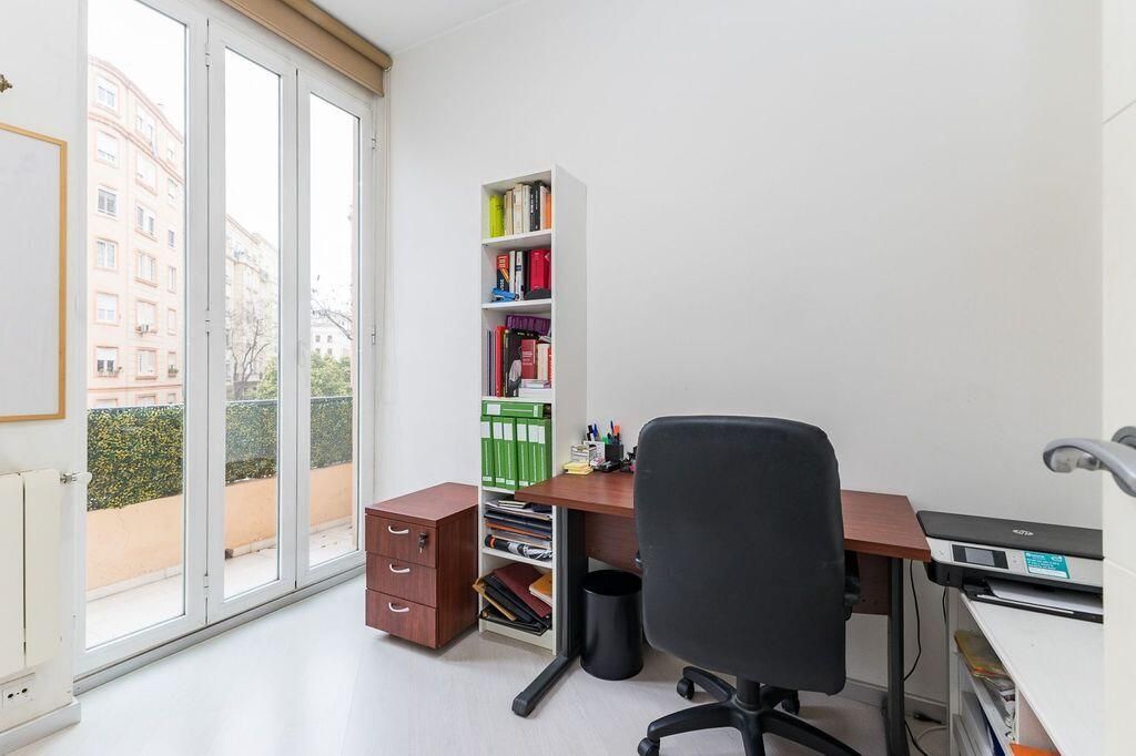 26 Carrer Del Mestre Gozalbo, Out Of Country, Ou 00000 Photo