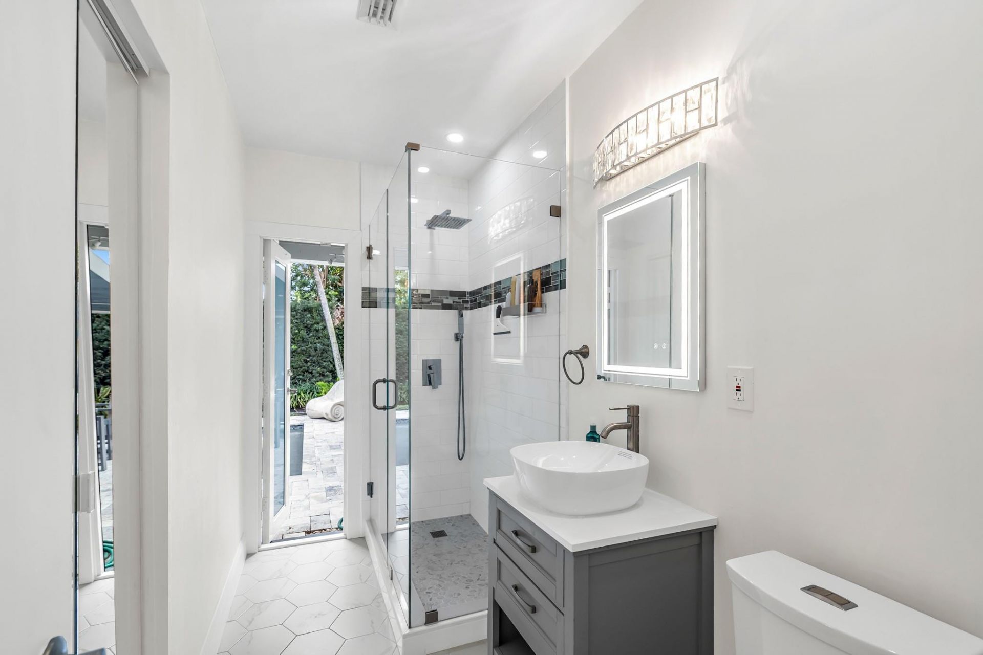 1920 NE 57th Street, Fort Lauderdale, FL 33308 Photo