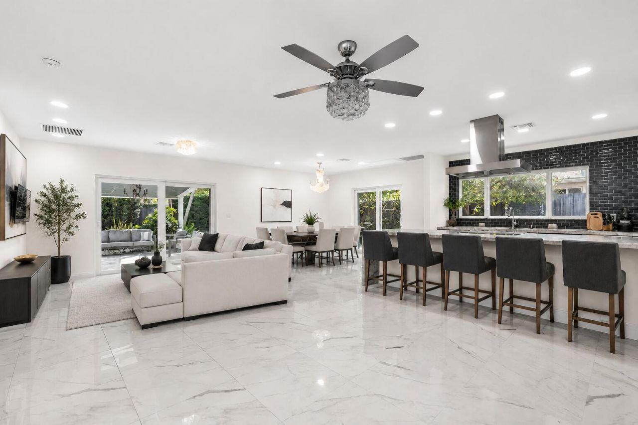 1920 NE 57th Street, Fort Lauderdale, FL 33308 Photo