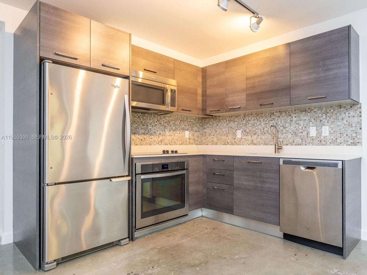 151 SE 1st St , Unit 805, Miami, FL 33131 Photo