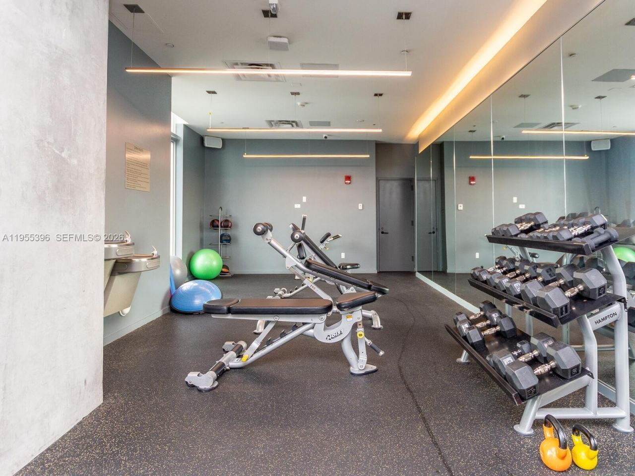 151 SE 1st St , Unit 805, Miami, FL 33131 Photo