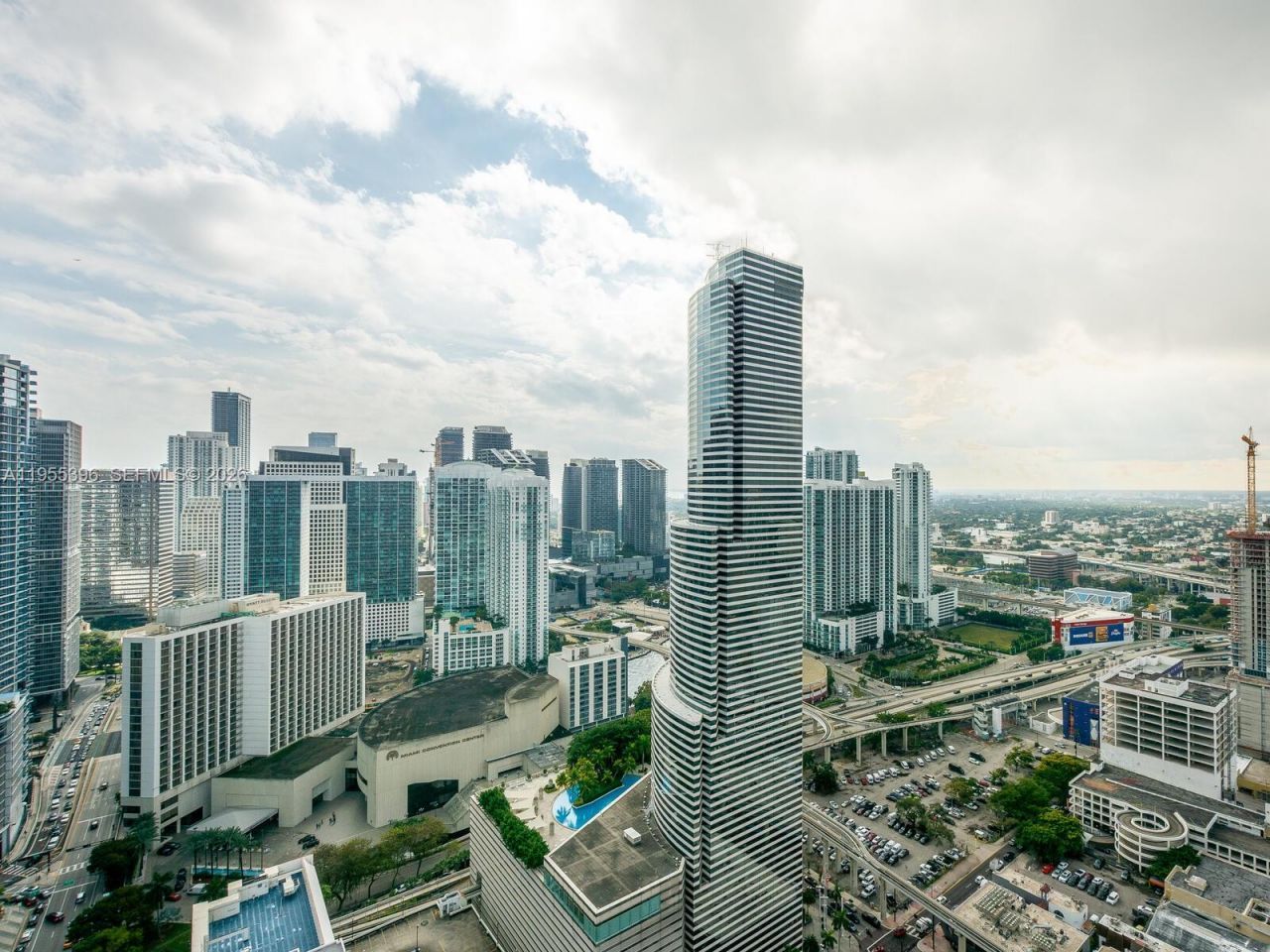 151 SE 1st St , Unit 805, Miami, FL 33131 Photo