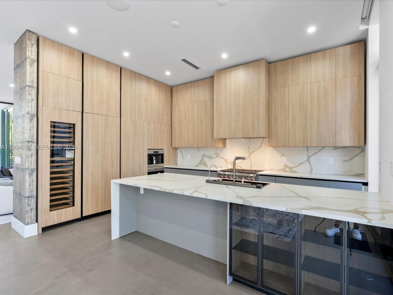 871 NE 83rd St, Miami, FL 33138 Photo