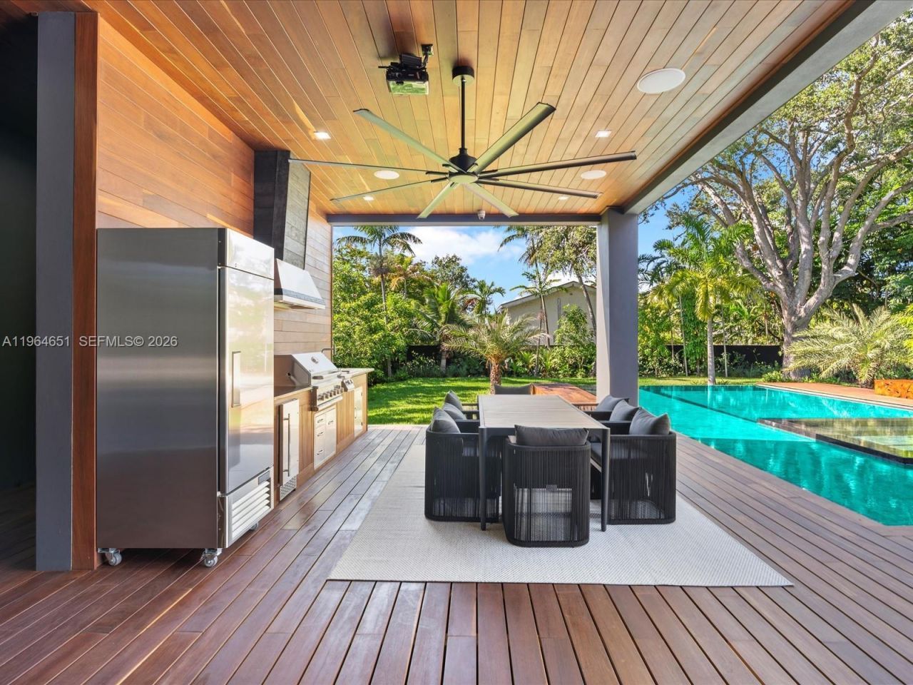 871 NE 83rd St, Miami, FL 33138 Photo