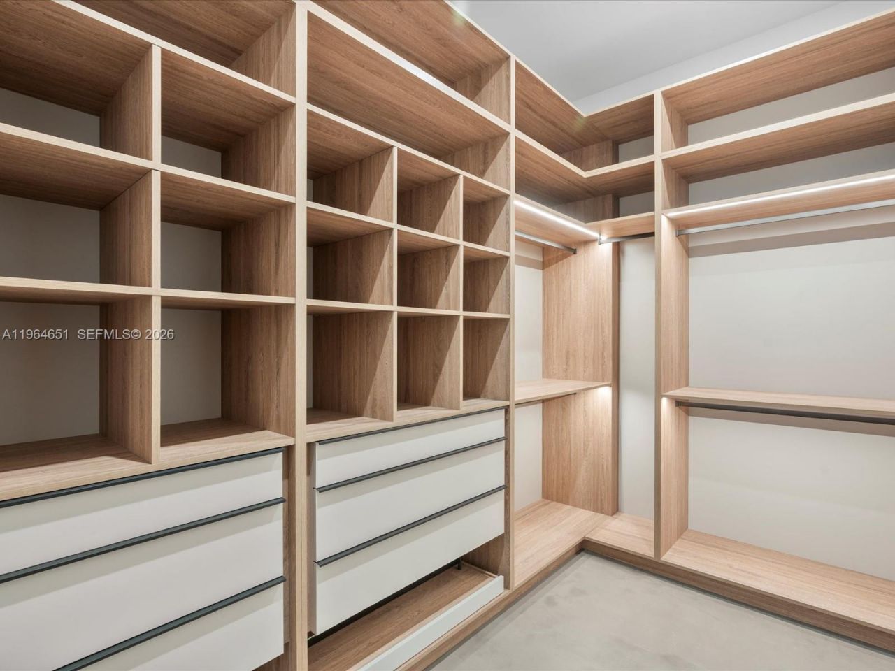 871 NE 83rd St, Miami, FL 33138 Photo