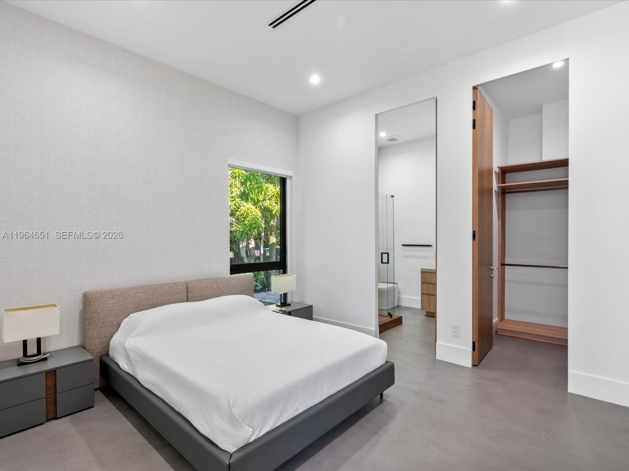 871 NE 83rd St, Miami, FL 33138 Photo