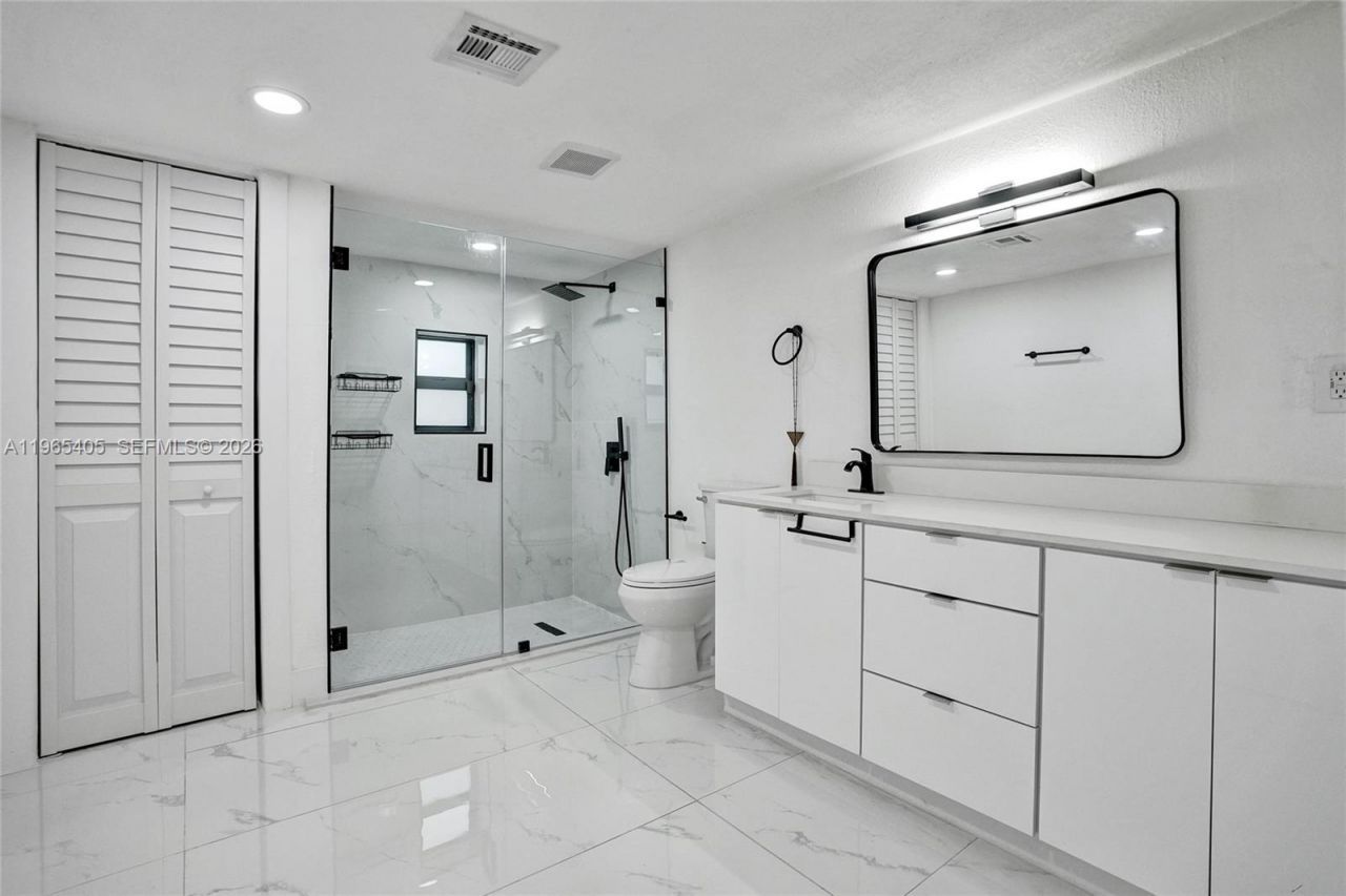 13550 NW 5th Ave, North Miami, FL 33168 Photo