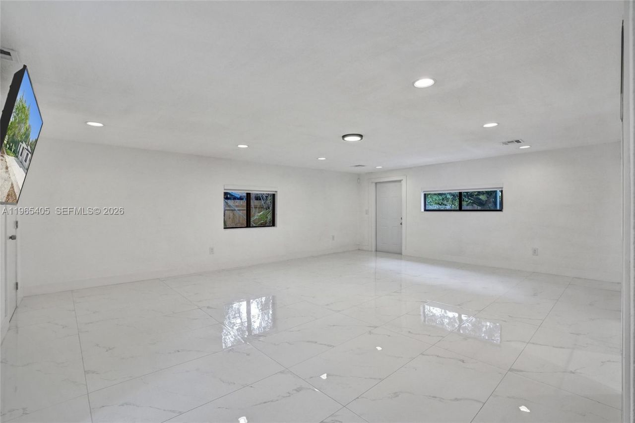 13550 NW 5th Ave, North Miami, FL 33168 Photo