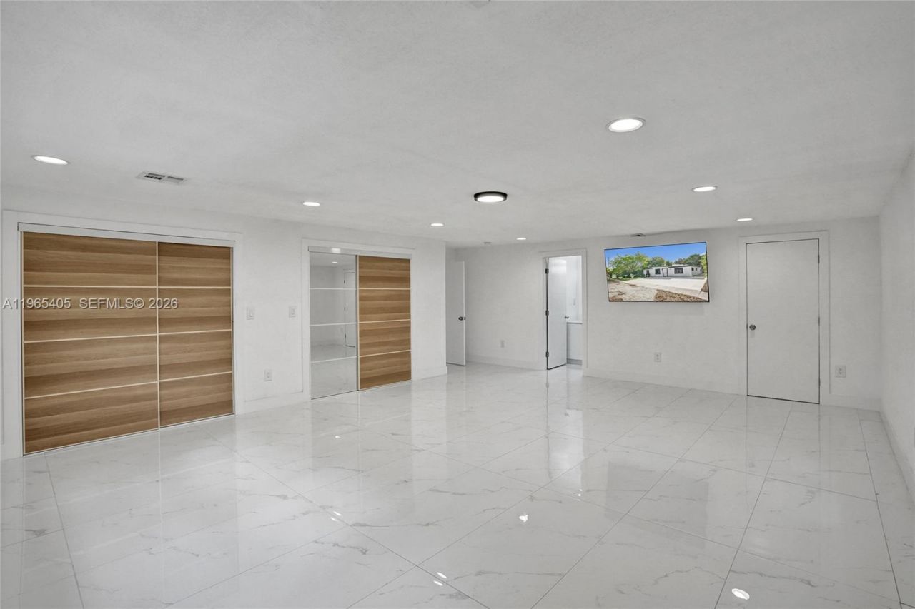 13550 NW 5th Ave, North Miami, FL 33168 Photo