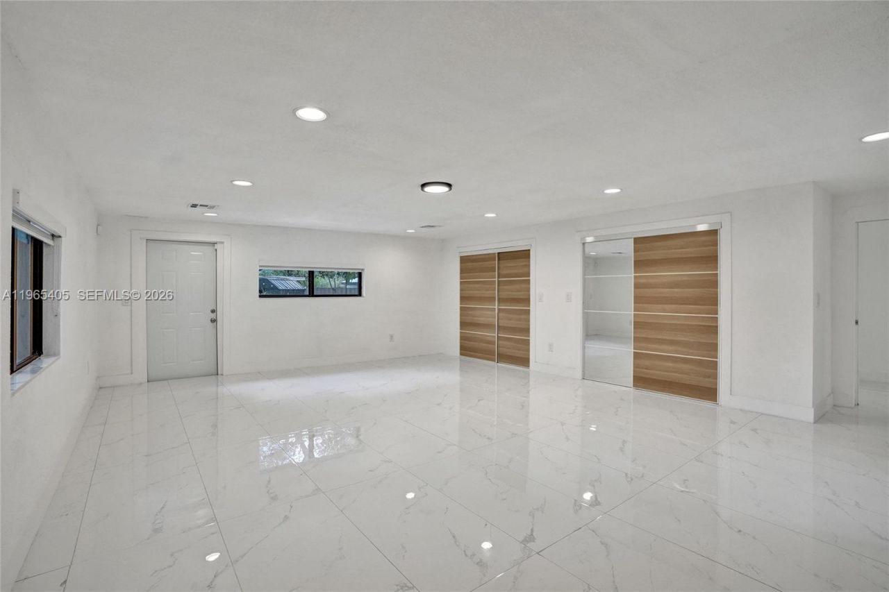 13550 NW 5th Ave, North Miami, FL 33168 Photo