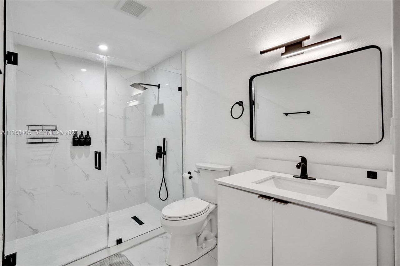 13550 NW 5th Ave, North Miami, FL 33168 Photo